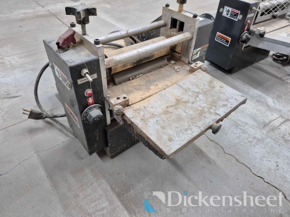 PORTABLE BENCH TOP WOOD PLANER