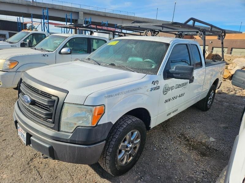 2013 Ford Extended Cab Pick-Up Truck, 4x4, Extended, Model # F-150XL
