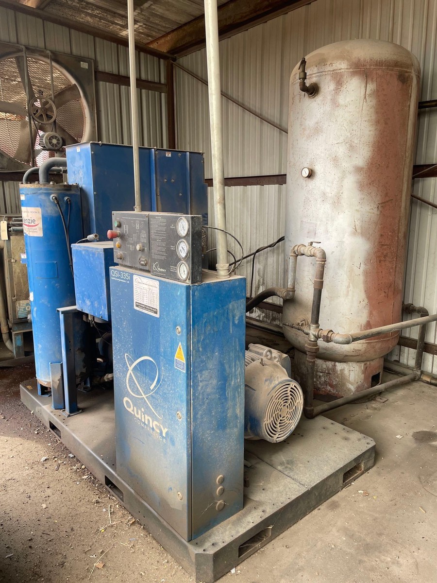 Quincy Compressor Model QSI-335i with Air Tank