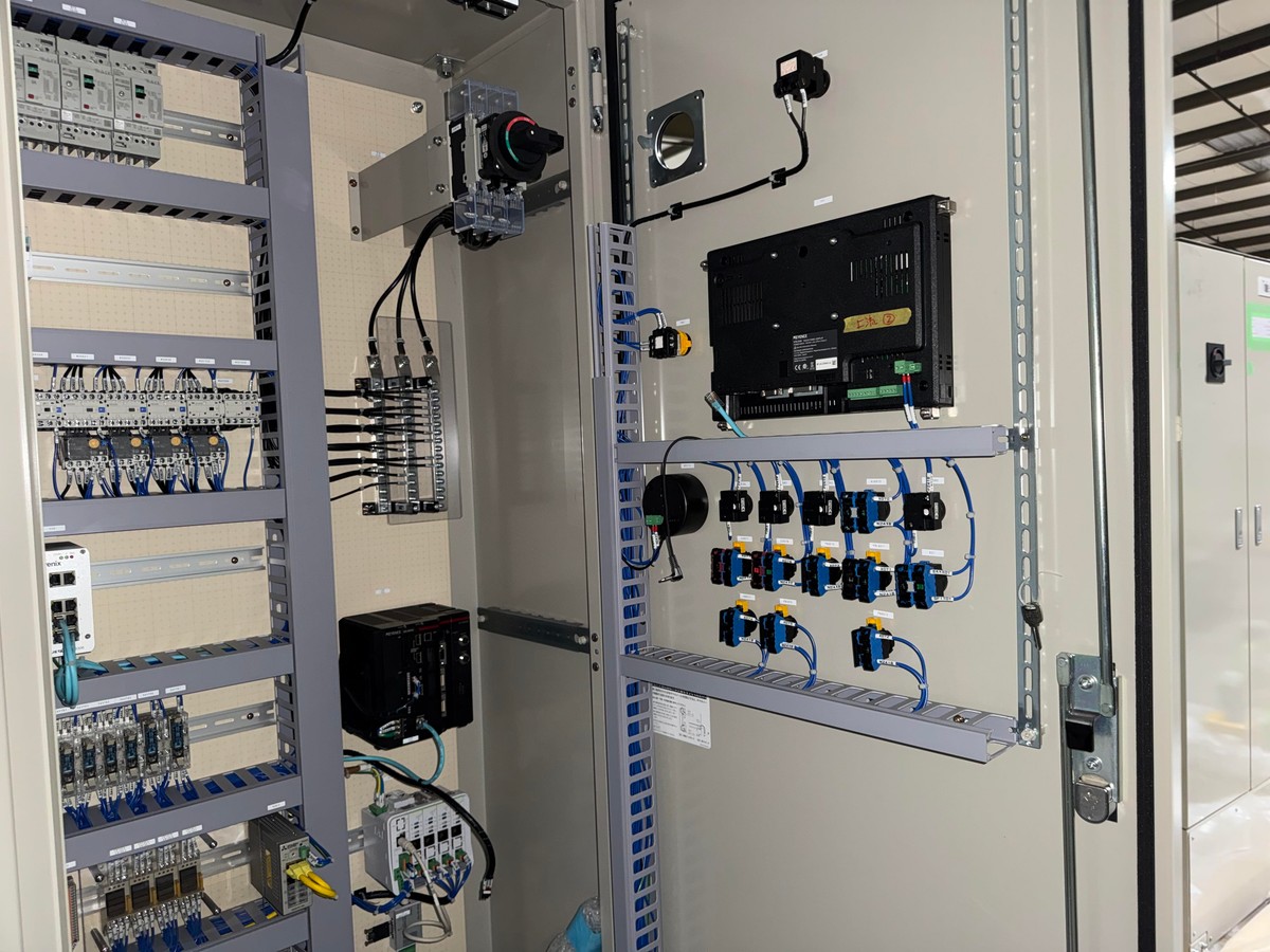 Heatsink Line 2 Control Panel