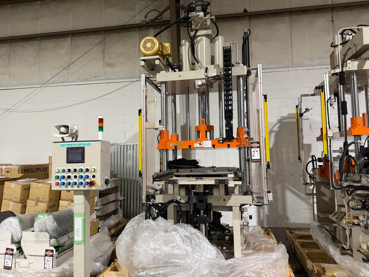 -Ton Koei Model TP-35F-SLH-MD01 4-Post Hydraulic Rough Trim Press