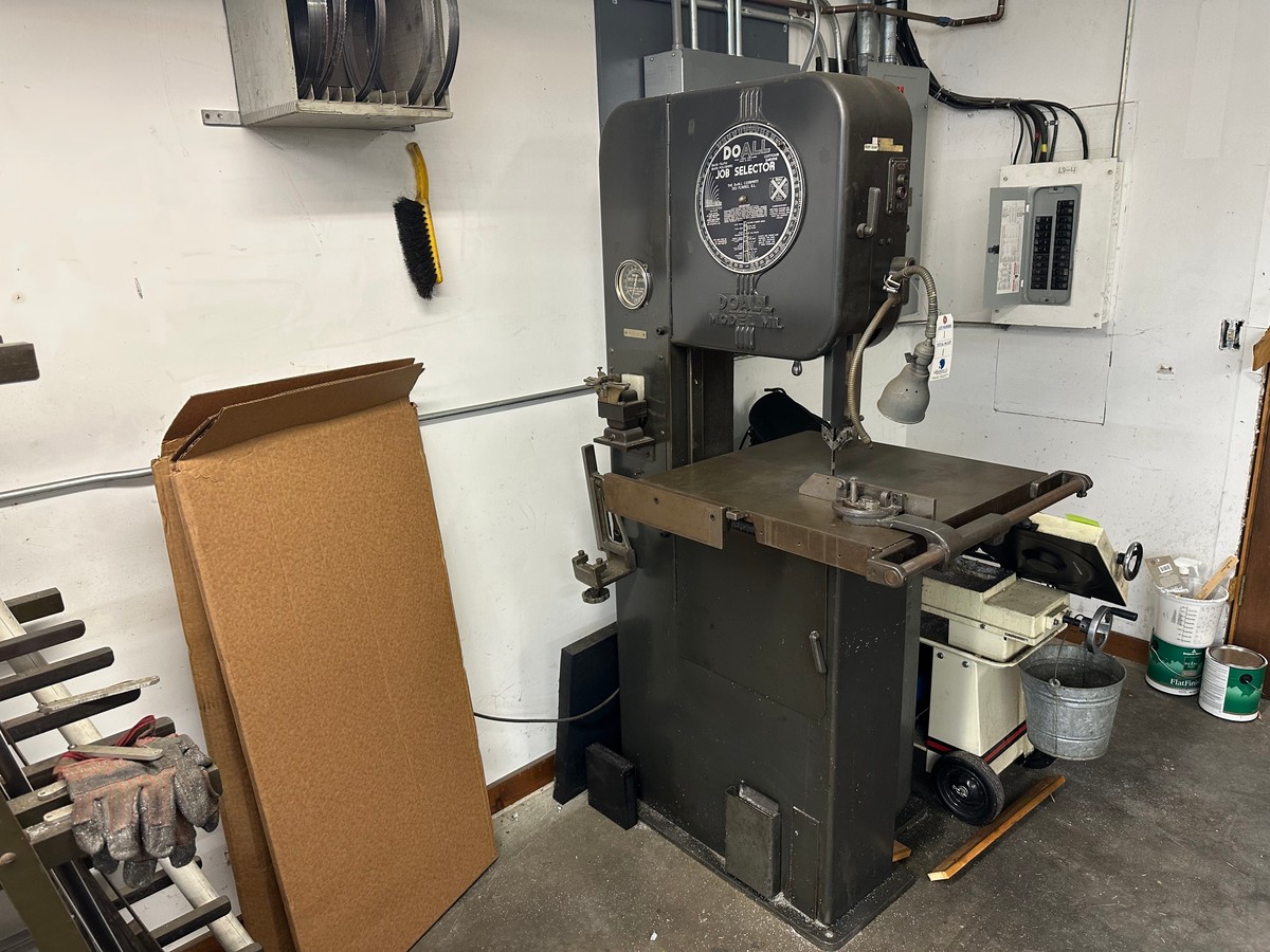 DOALL #ML Band Saw w/Blade Welder