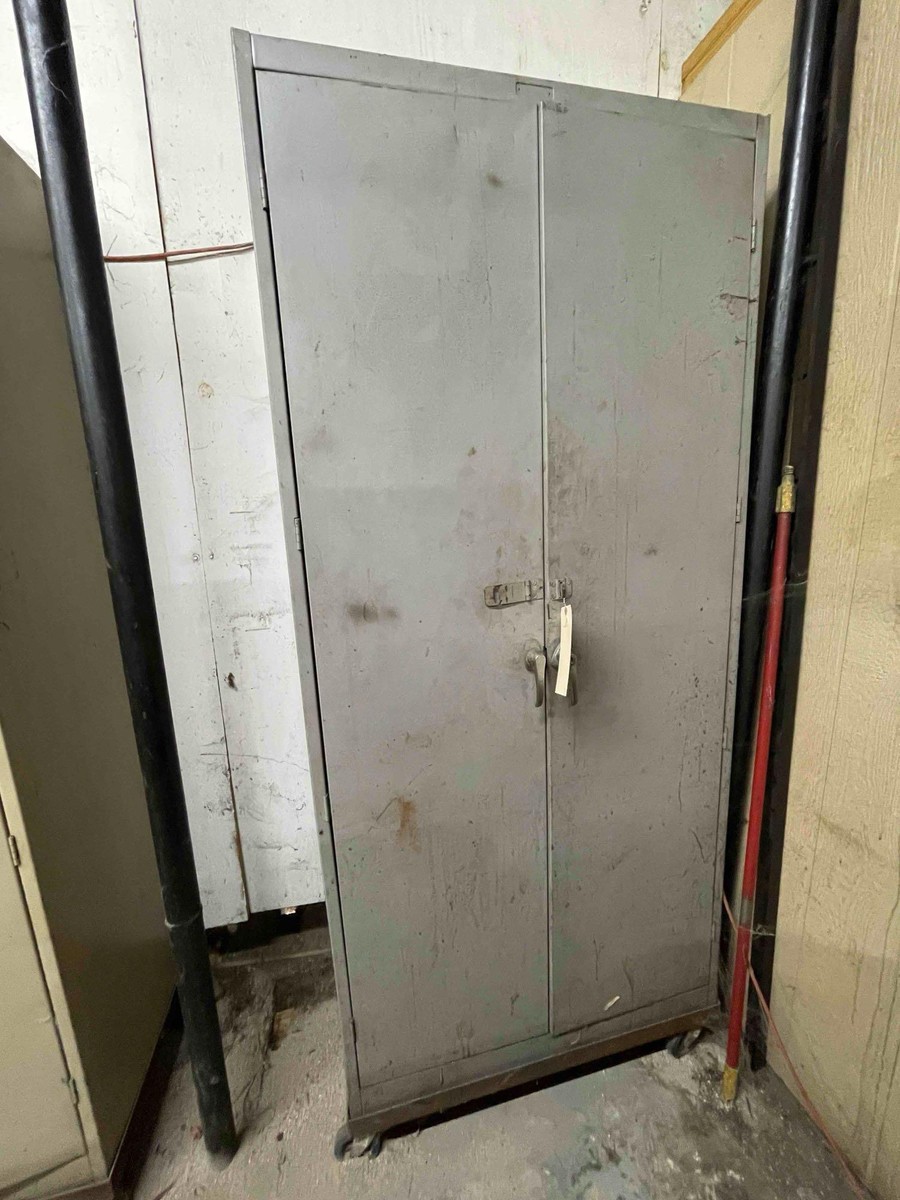 Double Door Tennsco Shop Cabinet on Casters 36 X 18 X 83