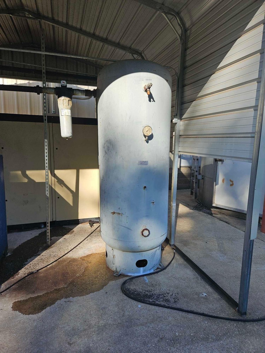 gallon jacketed tank
