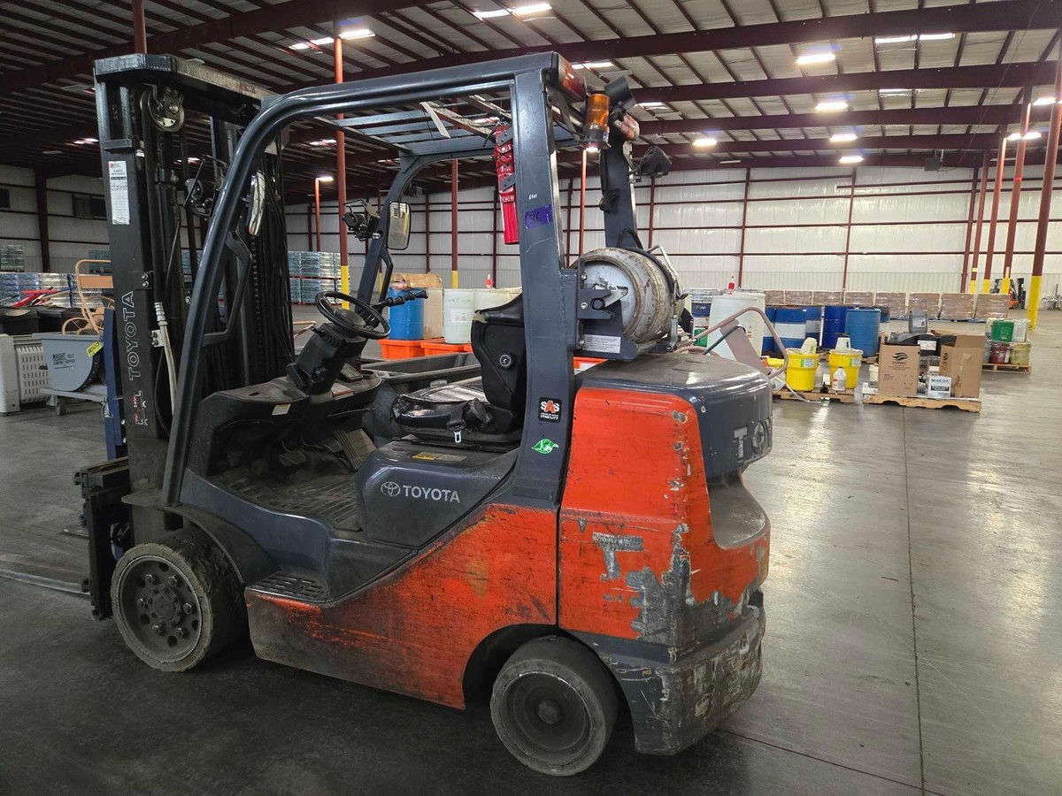 Toyota Forklift Model: 8FGCU32