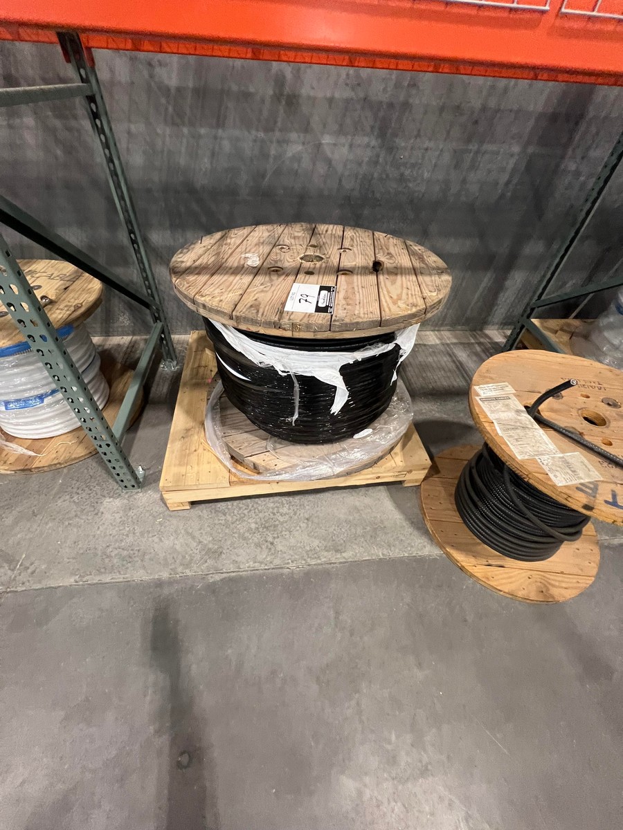 CABLE SPOOL W/ OMNI CABLE 4/0 TOUGH FLEX HEAVY DUTY WELDING CABLE 600V -50c +105c