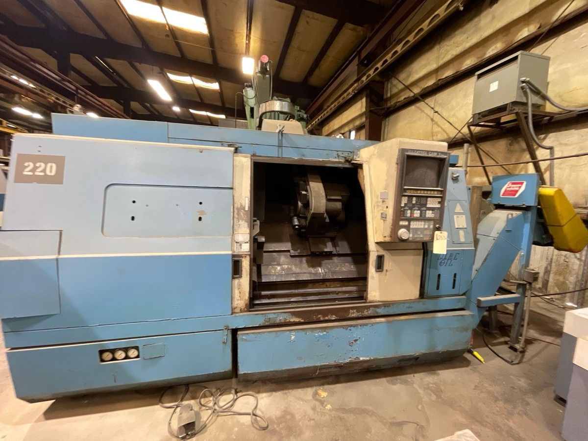 CNC Lathe with Mazatrol CAM T-3 controls,