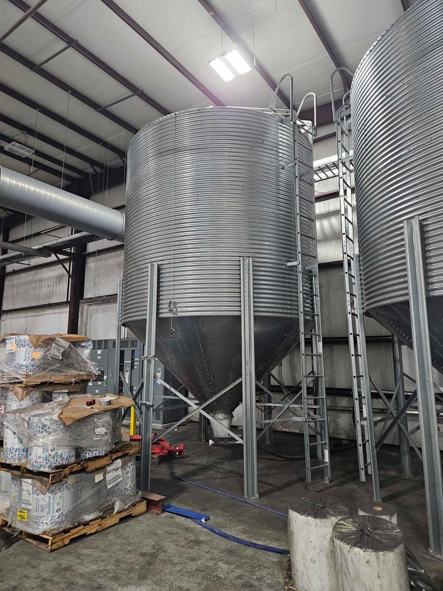 Chore-Time 937 Cubic Foot Steel Silo